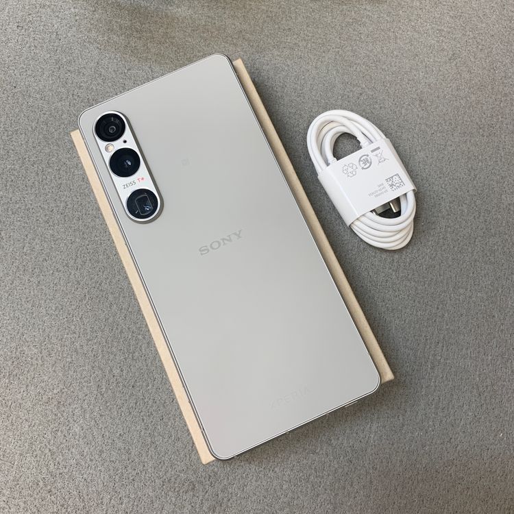 ����Ʊ�� Xperia 1 VI SO-51E 256GB �ץ���ʥ���С� �ɥ����� SIM�ե꡼