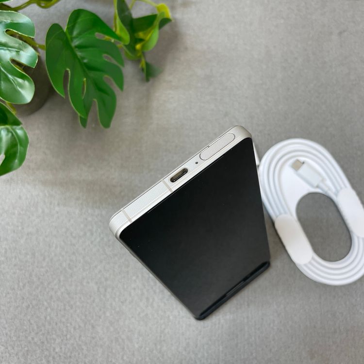 Sony Xperia 1 V SO-51D 256GB ����С� �ɥ����� SIM�ե꡼����̵��