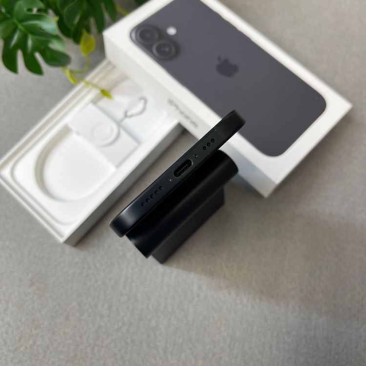 �Хåƥ꡼96% iPhone 16 128GB �֥�å� ������ SIM�ե꡼ ����̵��