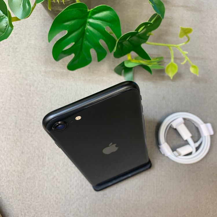 �Хåƥ꡼99% iPhone SE�裲���� 128Gb �֥�å� ������ SIM�ե꡼