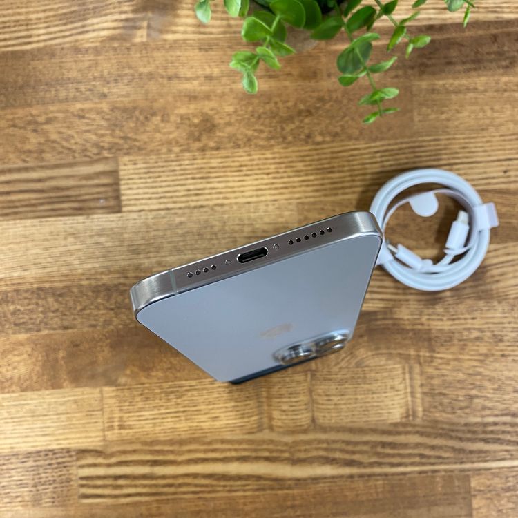 iPhone15ProMax 256GB �ʥ����� ������SIM�ե꡼����̵��