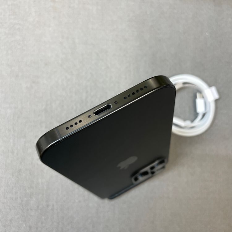 �Хåƥ꡼97% ����Ʊ�� iPhone 16ProMax 1TB �֥�å� SIM�ե꡼ ����̵��