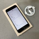 �Хåƥ꡼ 100% iPhone SE3 64GB �������饤�� ������ SIM�ե꡼ ����̵��