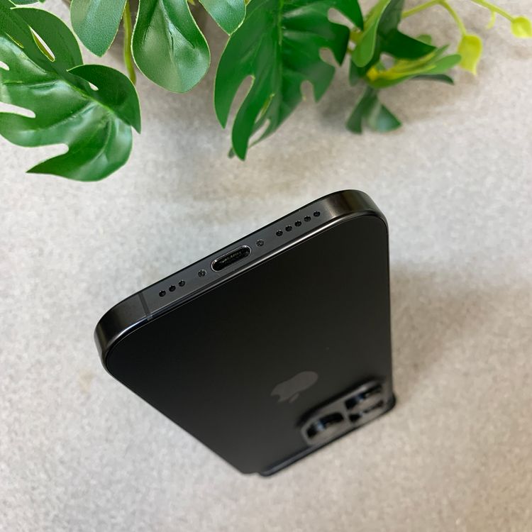 �Хåƥ꡼94% iPhone 16Pro 256GB �֥�å� ������ SIM�ե꡼����̵��