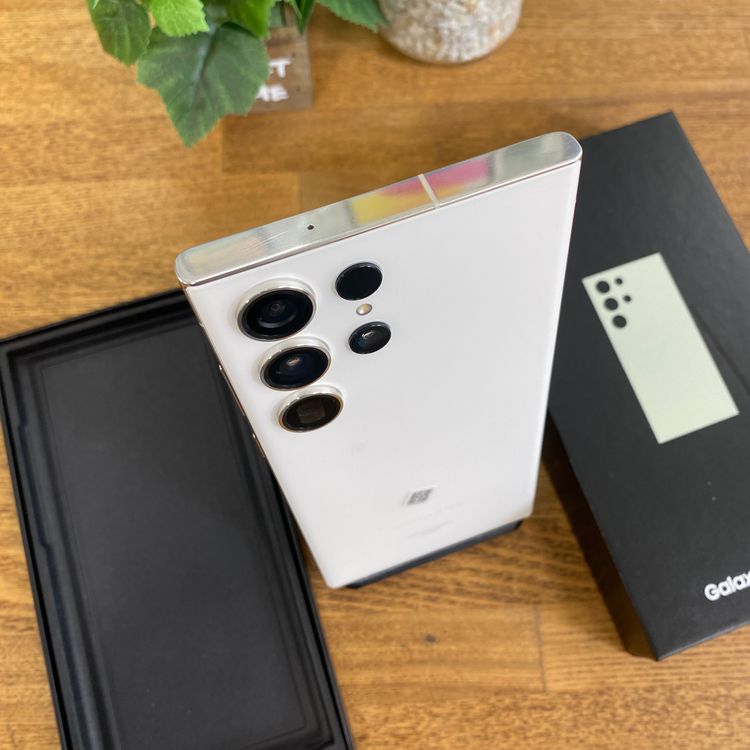 ����Ʊ��Galaxy S23 Ultra 256GB ���꡼�����SIM�ե꡼ ����̵��