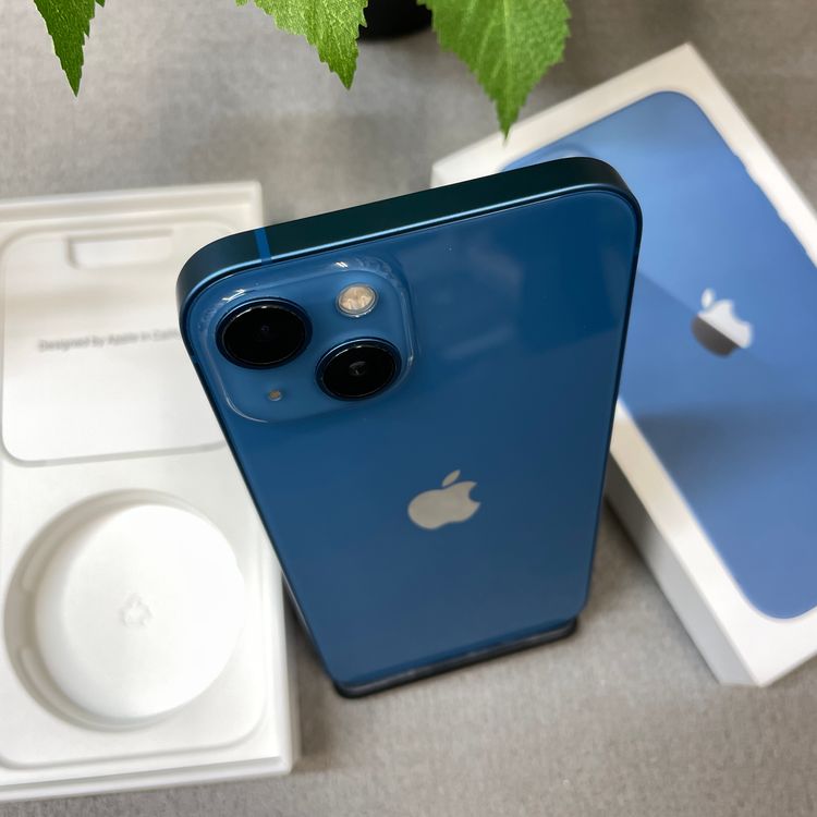 iPhone 13 256GB �֥롼  ����SIM�ե꡼ ����̵��