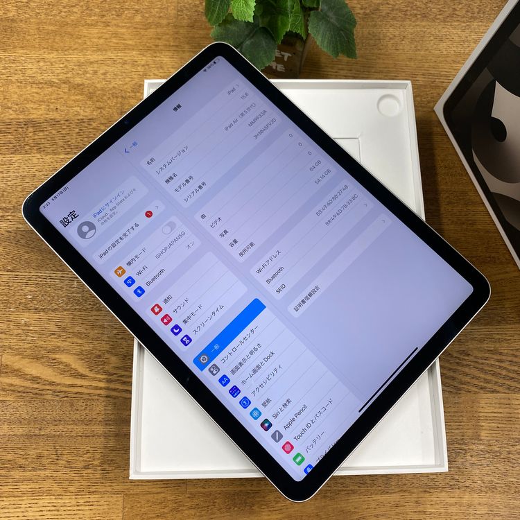 iPad Air(��5����) 64GB �������饤�� Wi-Fi��ǥ� ����̵��