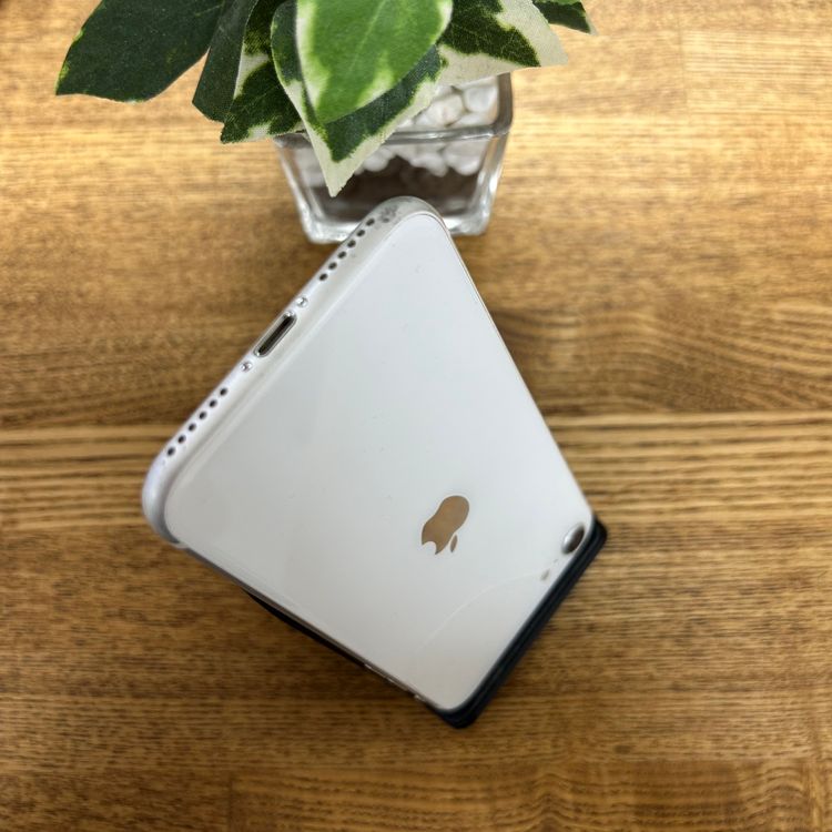 iPhone SE2 64GB �ۥ磻�� ������ SIM�ե꡼ ����̵��