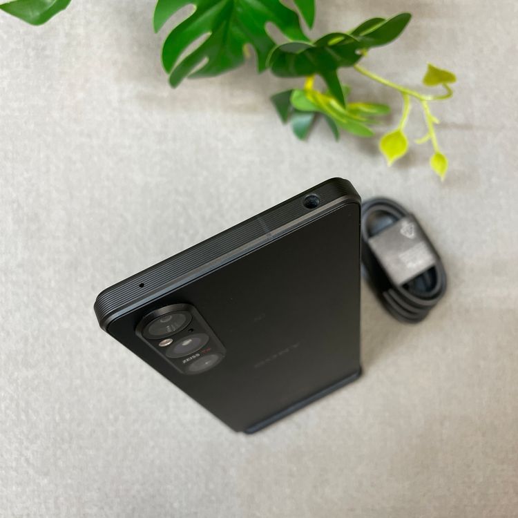 Sony Xperia 1 V SO-51D 256GB �֥�å� �ɥ����� SIM�ե꡼����̵��