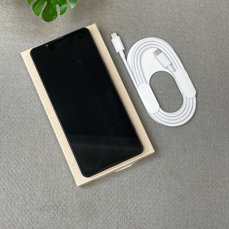 Sony Xperia 1 VI SOG13 256GB �֥�å� ������ SIM�ե꡼����̵��