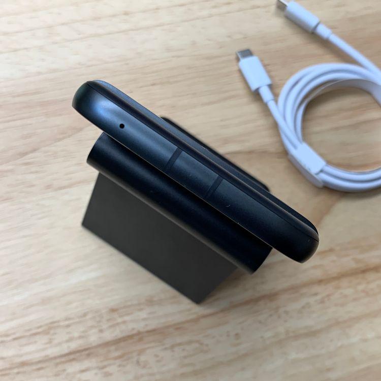 �Хåƥ꡼90% Google Pixel 8a 128Gb Obsidian ����SIM�ե꡼