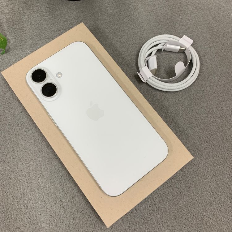 �Хåƥ꡼ 100% iPhone 16 128GB �ۥ磻��  ������ SIM�ե꡼����̵��