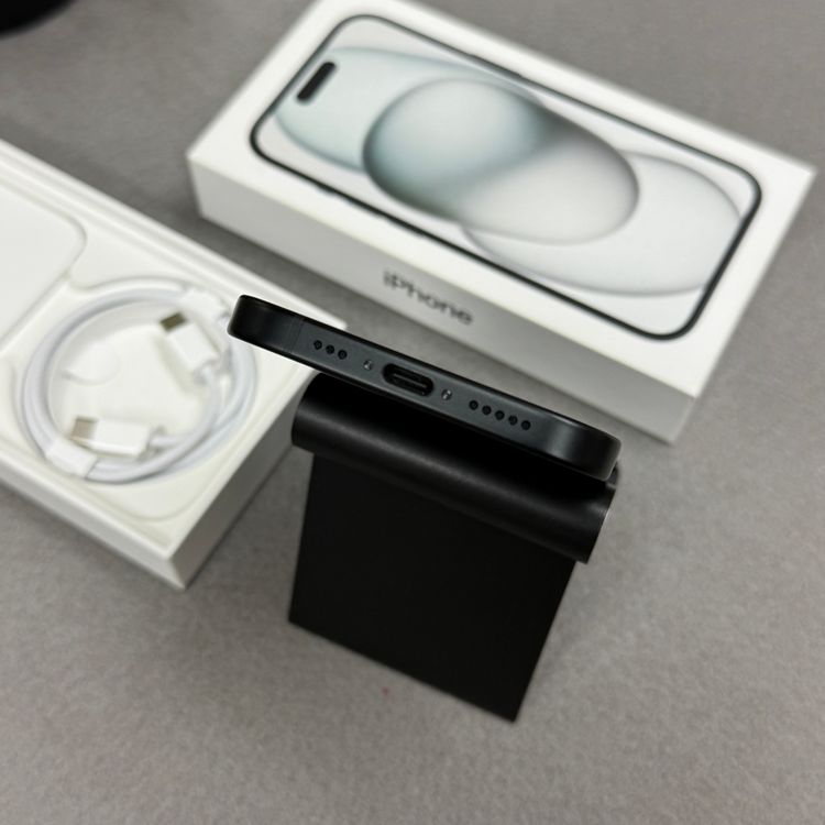 iPhone 15  256GB �֥�å� ������SIM�ե꡼ ����̵��