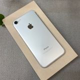 iPhone 7 32GB ����С� ������ SIM�ե꡼����̵��