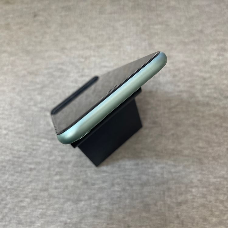 iPhone 11 128GB ���꡼�� ������SIM�ե꡼����̵��