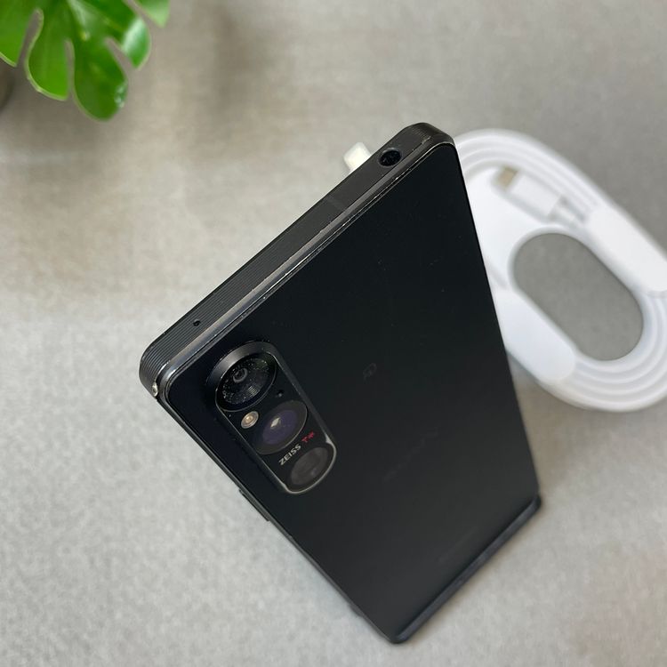 Sony Xperia 1 V SO-51D 256GB �֥�å� ������ SIM�ե꡼����̵��