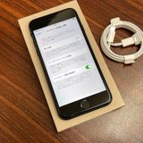 �Хåƥ꡼ 97% iPhone SE3 64GB �ߥåɥʥ��� ������ SIM�ե꡼ ����̵��