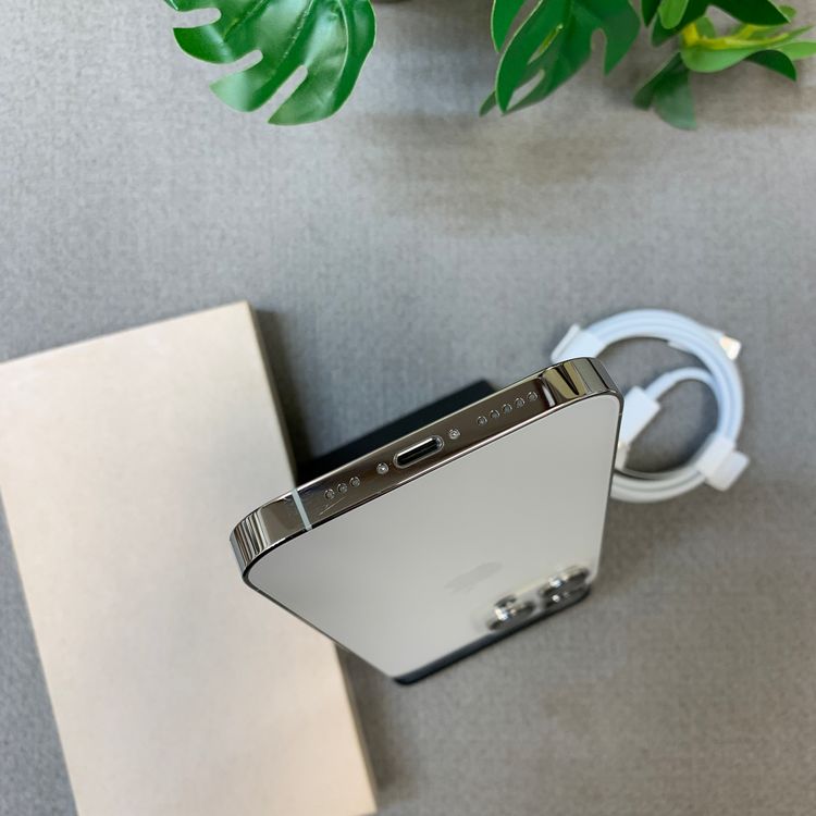 �Хåƥ꡼ 88% iPhone 13Pro 256GB ����С� ����SIM�ե꡼ ����̵��