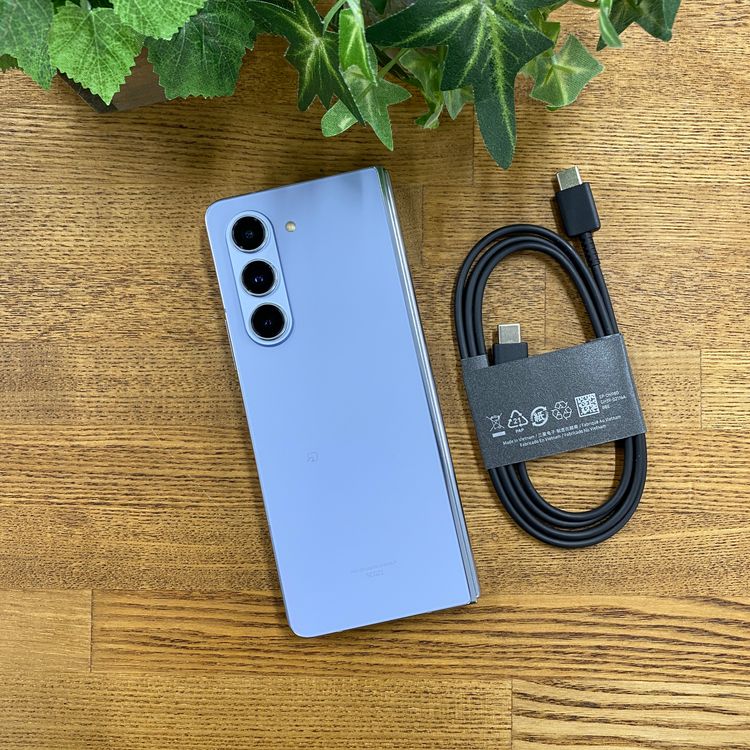 ����Ʊ�� Galaxy Z Fold5 256GB ���������֥롼 ������SIM�ե꡼����̵��