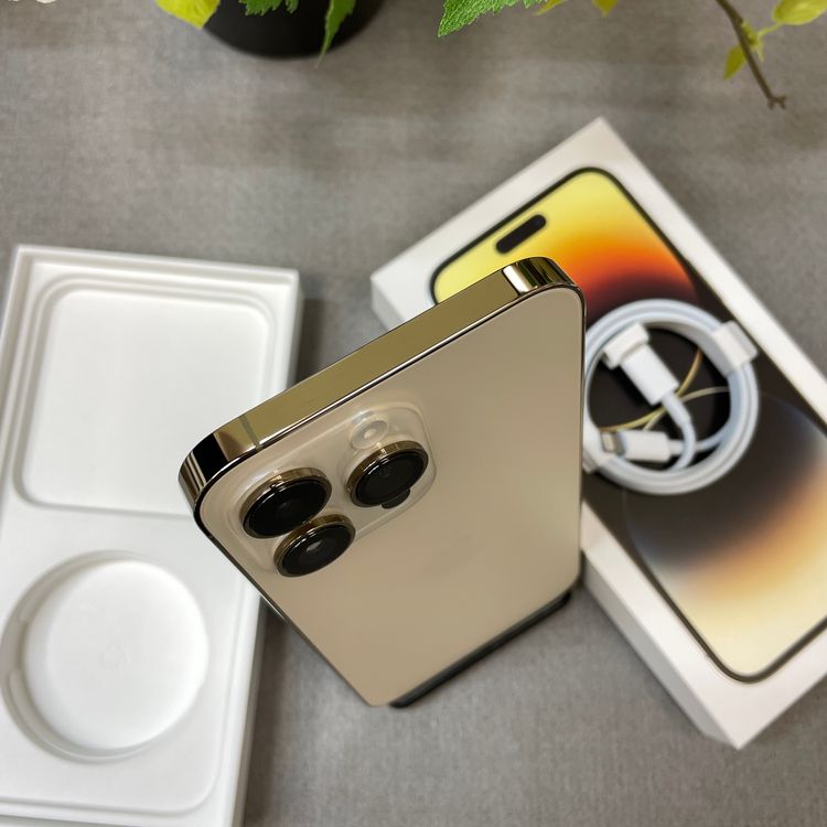 �Хåƥ꡼ 98% iPhone 14ProMax 128GB ������� ������SIM�ե꡼����̵��