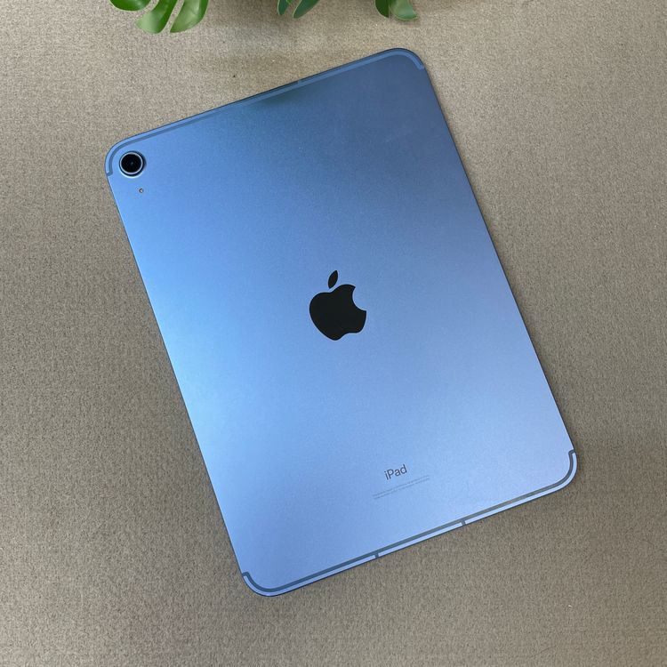 �Хåƥ꡼ 94�� iPad(��10����) �֥롼 64GB Wi-Fi + Cellular��ǥ�