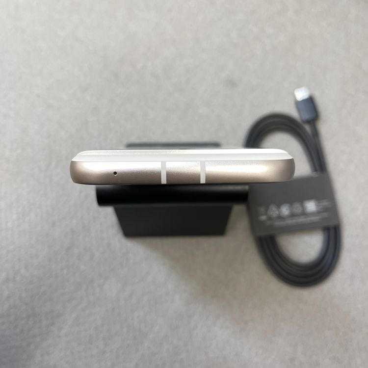 �Хåƥ꡼95�� Google Pixel 8a 128Gb Porcelain ������SIM�ե꡼
