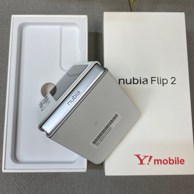 ���ʡ�̤���� Nubia Flip 2 �ۥ磻�� ������ SIM�ե꡼����̵��