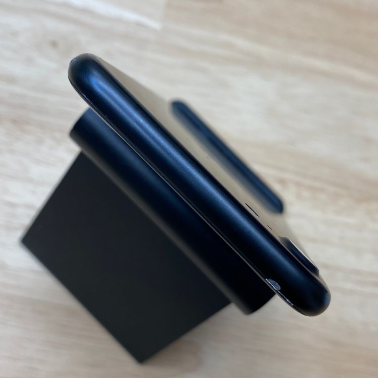 �Хåƥ꡼ 85% iPhone 7 32GB �֥�å��������� SIM�ե꡼����̵��