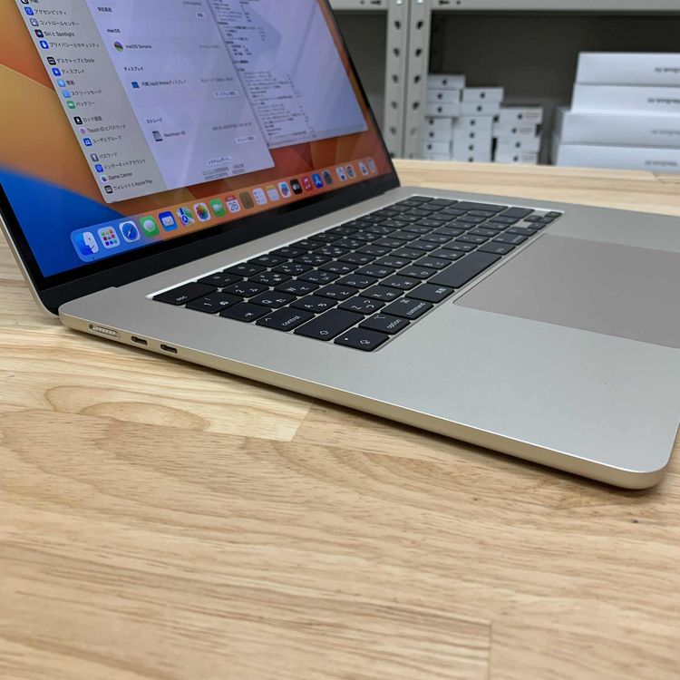 新品同様 MacBook Air 15インチ M2 スターライト 2023年 送料無料 409D6
