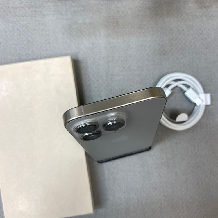 ����Ʊ��iPhone 15Pro 256GB �ʥ����� ������ SIM�ե꡼����̵��