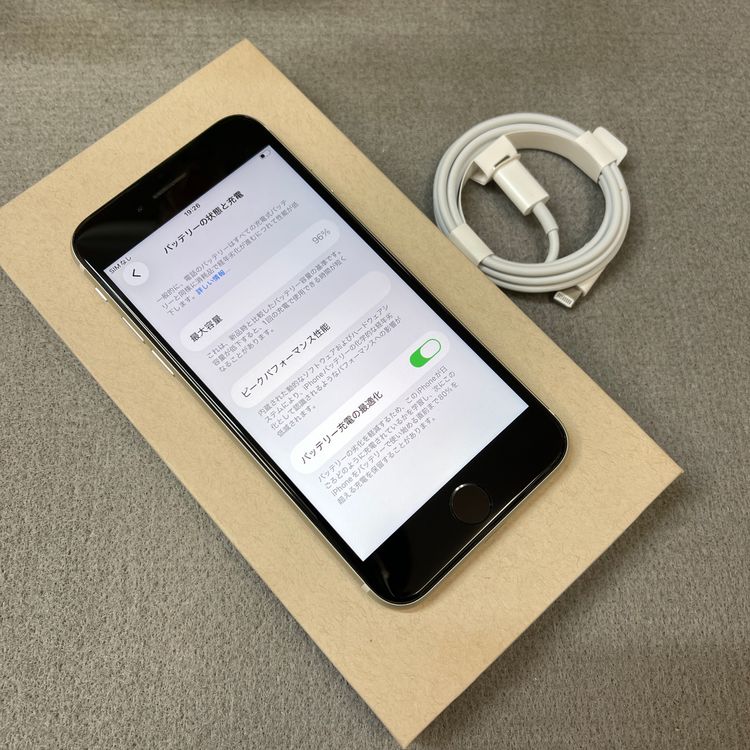 �Хåƥ꡼96% iPhone SE�裳���� 64GB �������饤�� ������ SIM�ե꡼����̵��