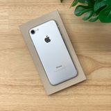 バッテリー 85% iPhone 7 32GB シルバー国内版 SIMフリー送料無料