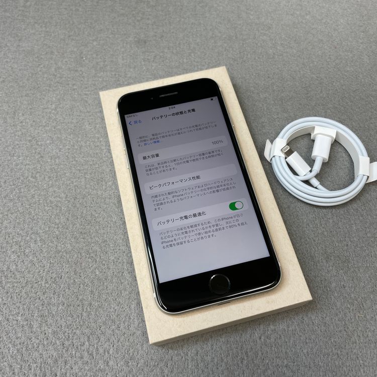 �Хåƥ꡼ 100% iPhone SE3 64GB �������饤�� ������ SIM�ե꡼ ����̵��