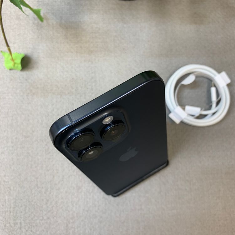 �Хåƥ꡼98% iPhone 15Pro 128GB �֥롼������ SIM�ե꡼����̵��