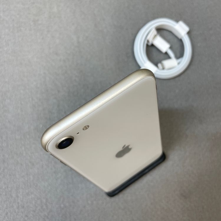 �Хåƥ꡼ 100% iPhone SE3 64GB �������饤�� ������ SIM�ե꡼ ����̵��