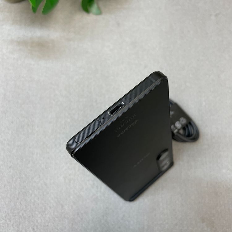 Sony Xperia 1 V SO-51D 256GB �֥�å� ������ SIM�ե꡼����̵��