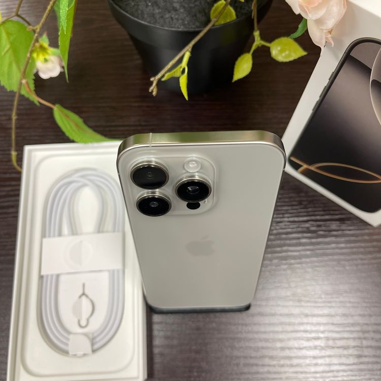 ����Ʊ�� iPhone 16Pro 512GB �ʥ����� ����SIM�ե꡼ ����̵��