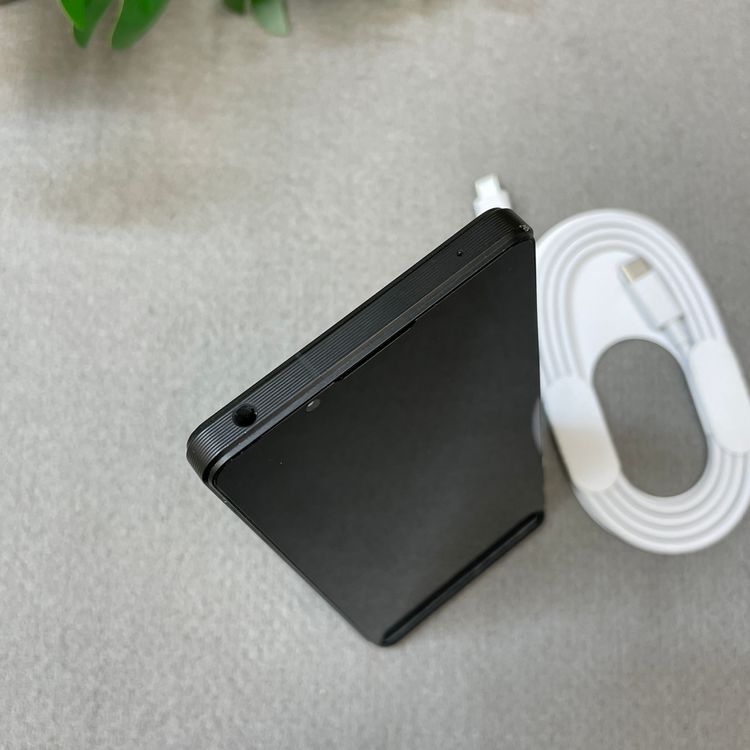 Sony Xperia 1 V SO-51D 256GB �֥�å� ������ SIM�ե꡼����̵��