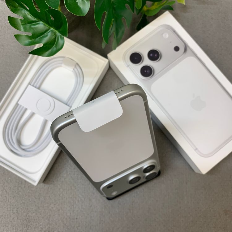 ���ʡ�̤���� iPhone 17Pro 256GB ����С�Apple�� SIM�ե꡼����̵��