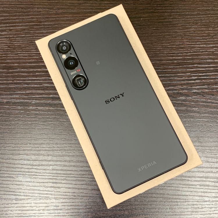 新品同様 Xperia 1V 256GB ブラック 国内版SIMフリー 送料無料