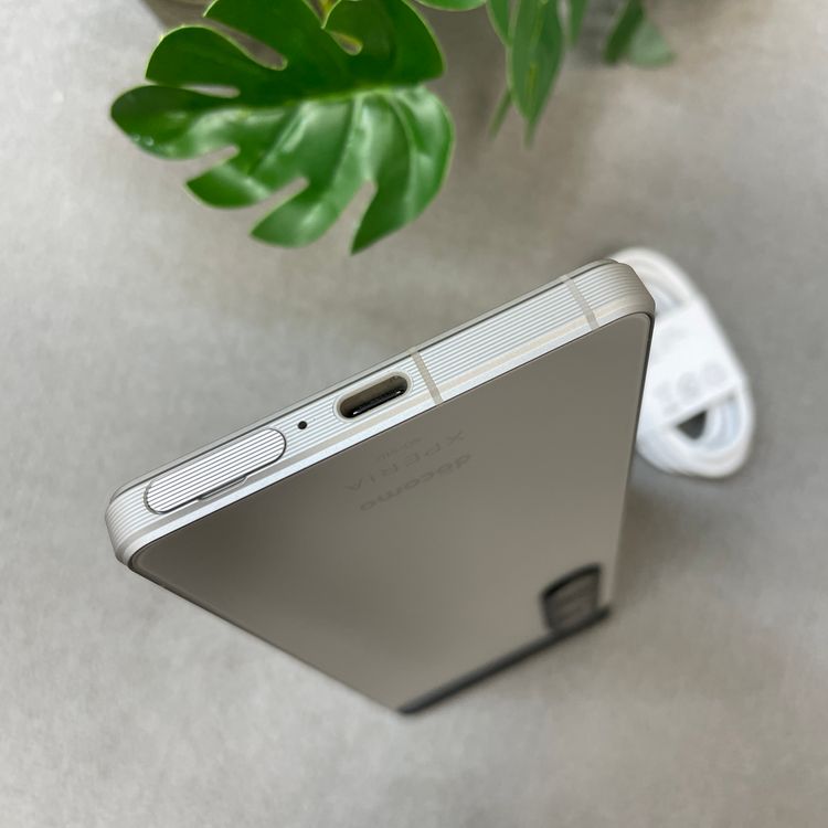 Sony Xperia 1 V SO-51D 256GB ����С� �ɥ����� SIM�ե꡼����̵��
