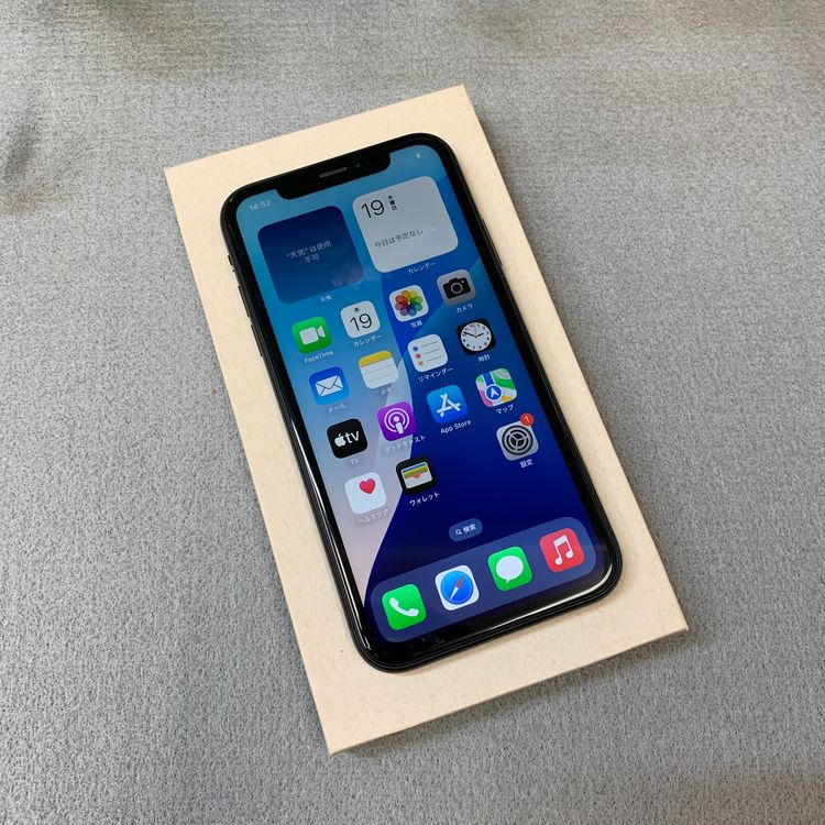 iPhone XR 128GB �֥�å� ������ SIM�ե꡼����̵��