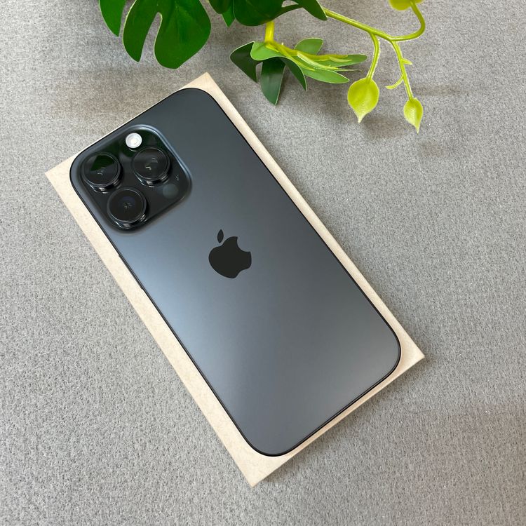 �Хåƥ꡼98% iPhone 16Pro 256GB �֥�å� ������ SIM�ե꡼����̵��