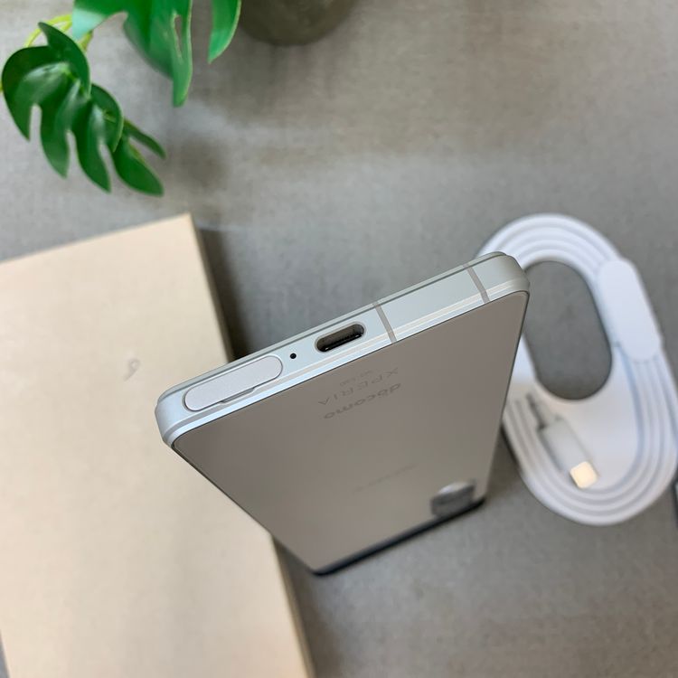 Xperia 5 V SO-53D 128GB �ץ���ʥ���С� ����SIM�ե꡼ ����̵��