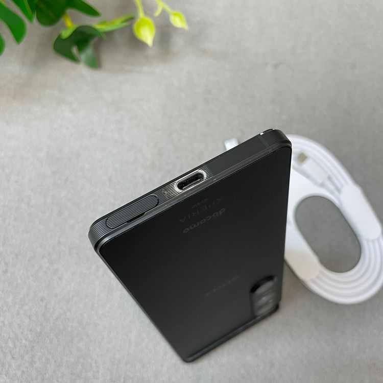 Sony Xperia 1 V SO-51D 256GB �֥�å� ������ SIM�ե꡼����̵��