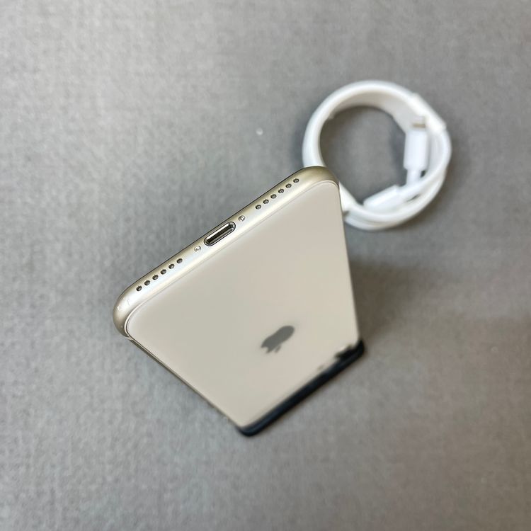 �Хåƥ꡼100% iPhone SE�裳���� 128GB �������饤�� ������SIM�ե꡼����̵��