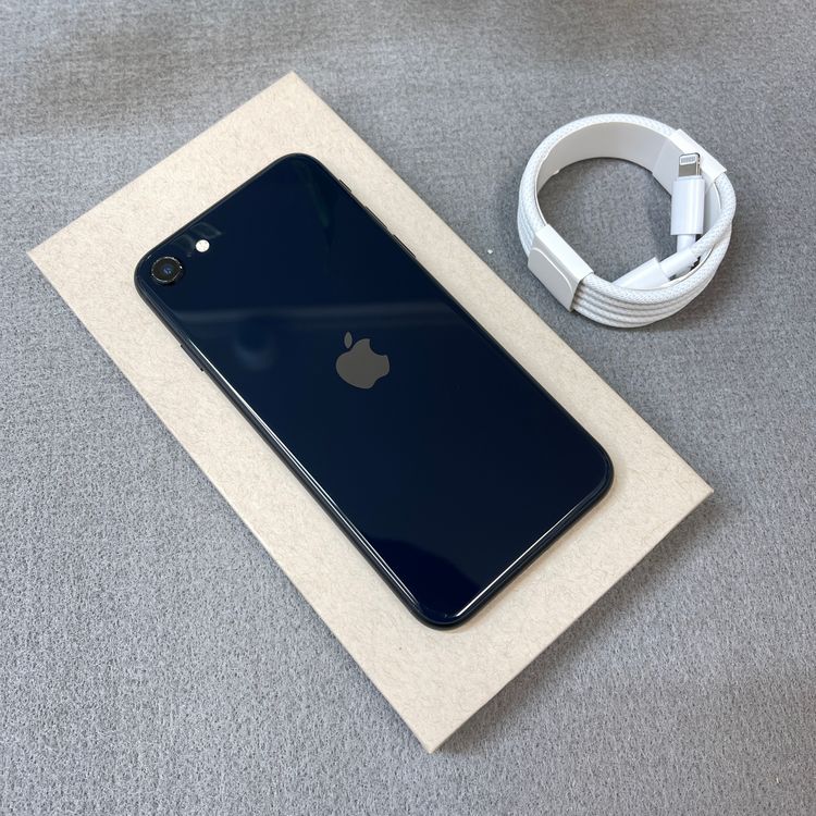 �Хåƥ꡼100% iPhone SE�裳���� 128GB �ߥåɥʥ��� ������SIM�ե꡼����̵��