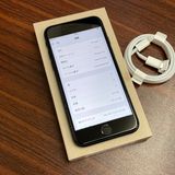 �Хåƥ꡼ 98% iPhone SE3 64GB �ߥåɥʥ��� ������ SIM�ե꡼ ����̵��