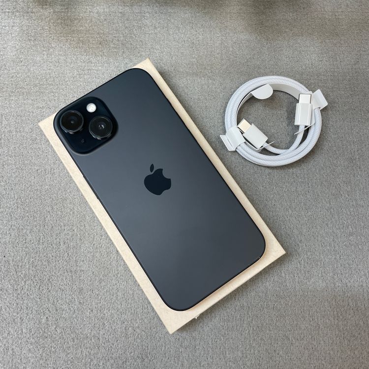 �Хåƥ꡼ 83% iPhone 15 256GB �֥�å� ������ SIM�ե꡼����̵��