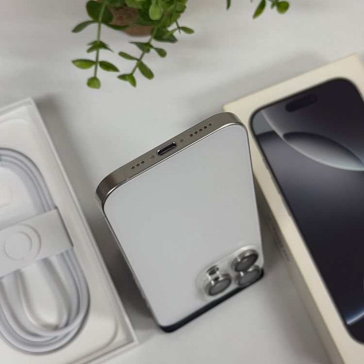 Ʊ iPhone 16Pro 256GB ۥ磻 SIMե꡼ ̵